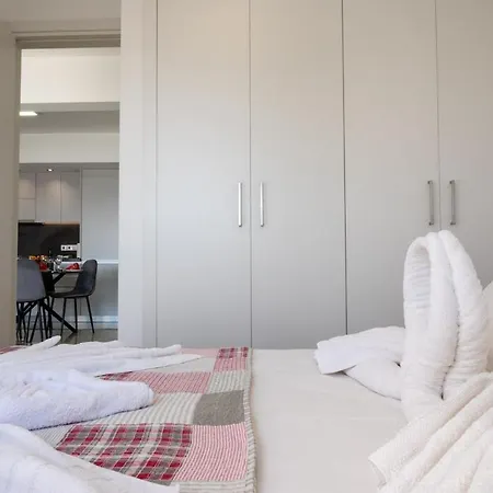 Aura Modern 1br In And Free Parking *