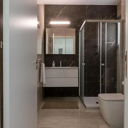 Lejlighed Aura Modern 1br In And Free Parking *