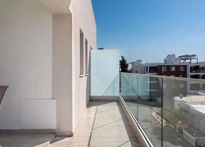 Aura Modern 1br In And Free Parking *